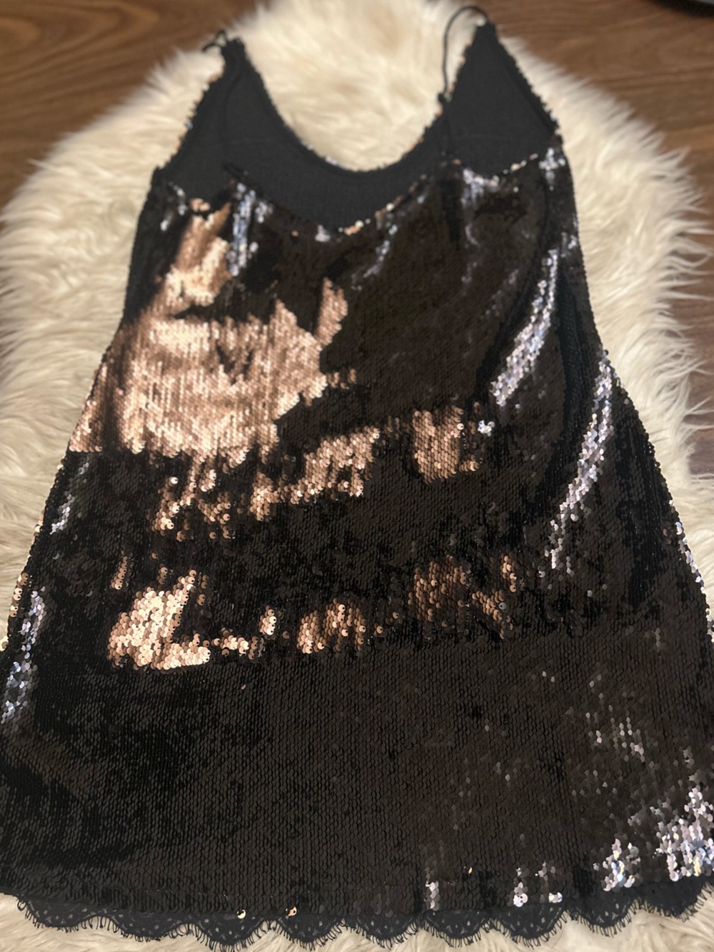 INTIMATELY FREE PEOPLE ‘Seeing
Double’ Changeable Sequin Slip Dress - Picture 9 of 15